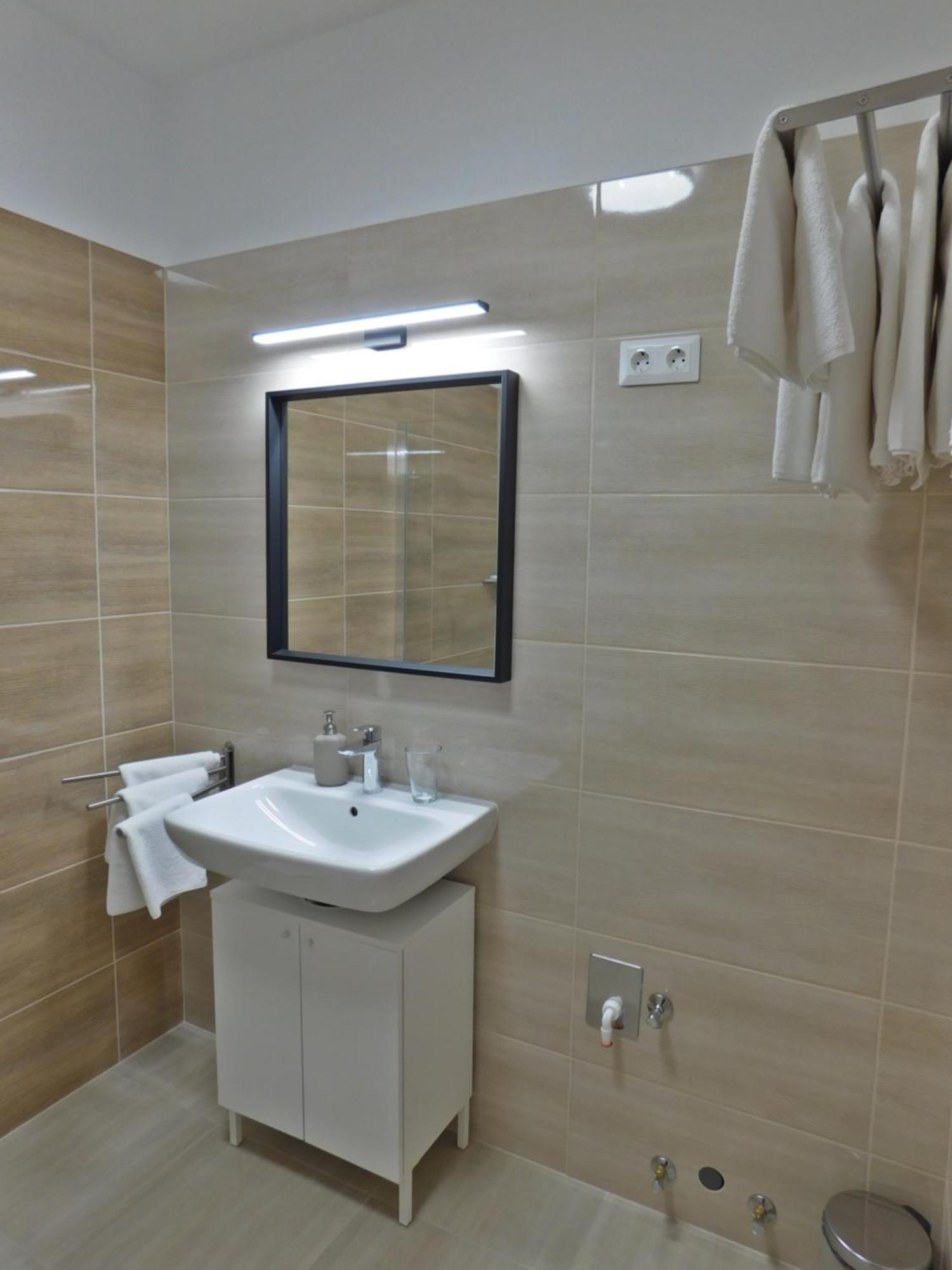 Berki Apartman Körmend Szoba fotó